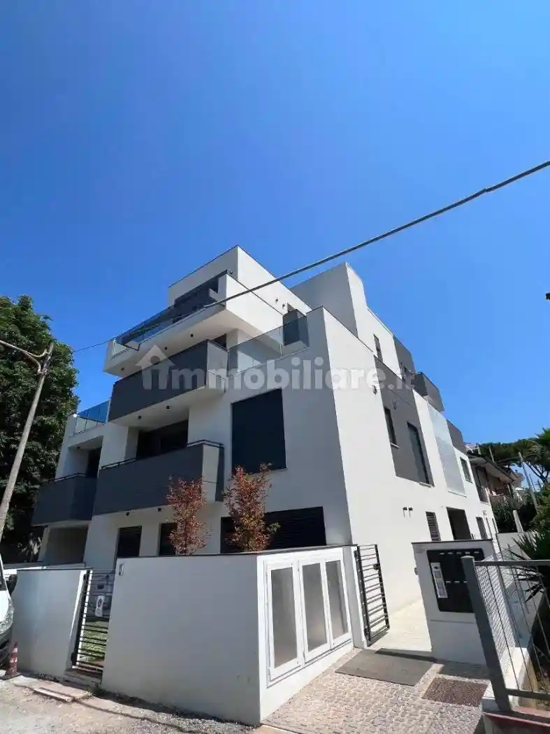 Appartamento in vendita a Riccione