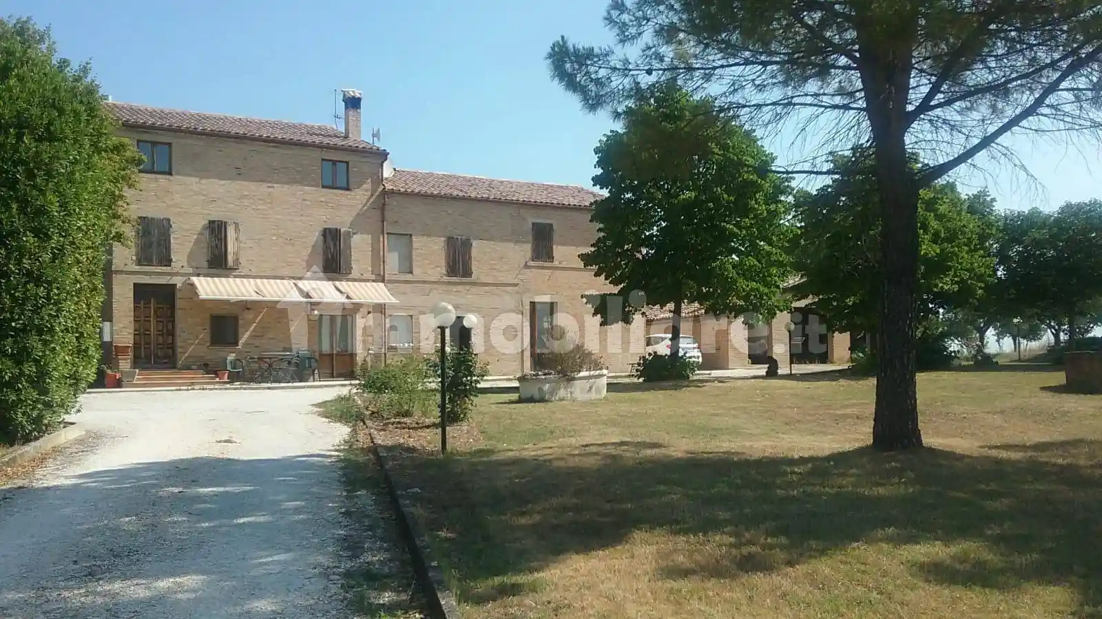 Rustico - Casale in vendita a Treia