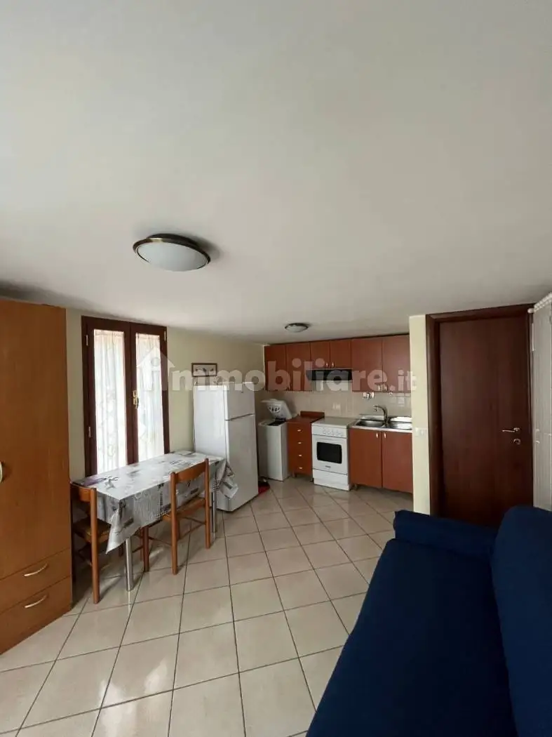 Appartamento in affitto a Pomezia