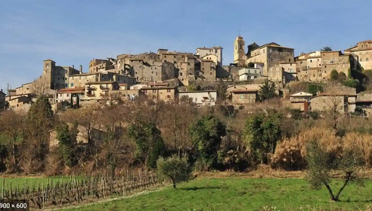 Appartamento in vendita a Castiglione in Teverina