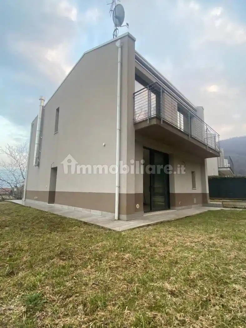 Villa in vendita a Collebeato
