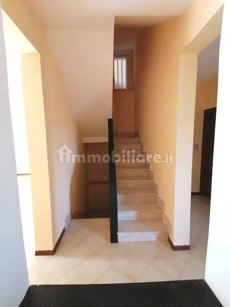 Villa unifamiliare via Don Giovanni Festa, Picarelli, Rione Ferrovia, Archi, Avellino - foto 3