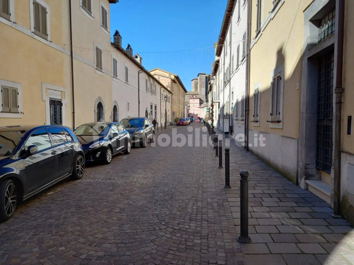 Appartamento in vendita a Sambuci