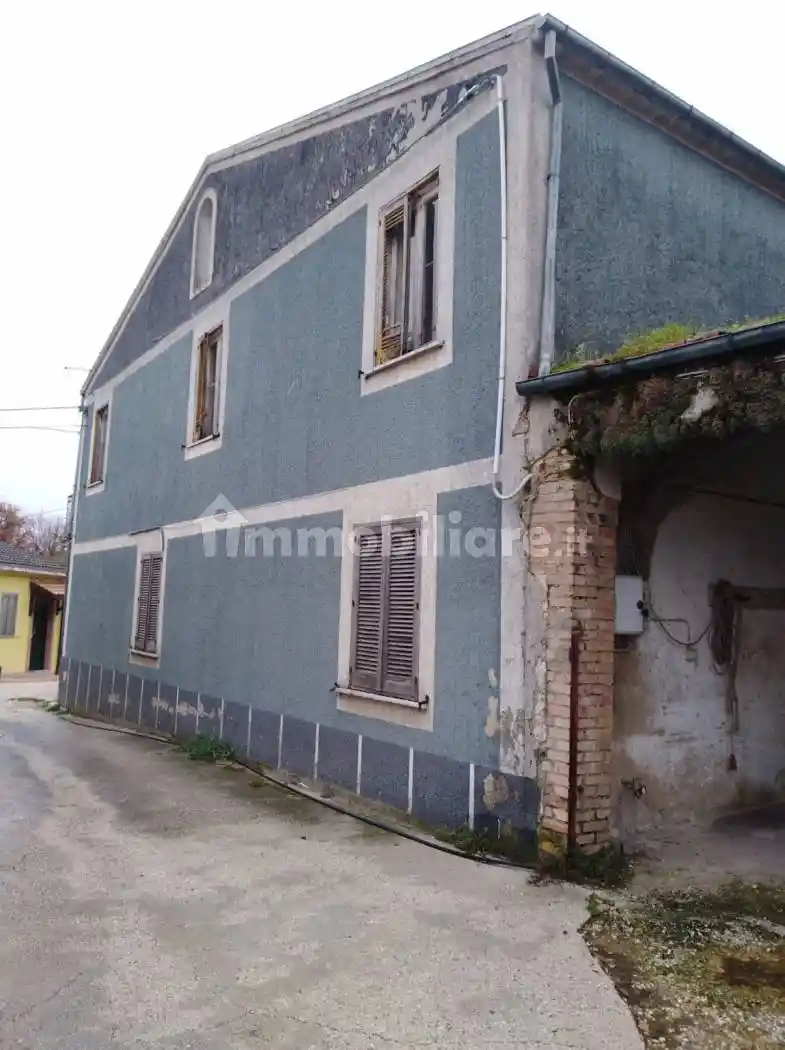 Palazzo - Edificio in vendita a Baranello