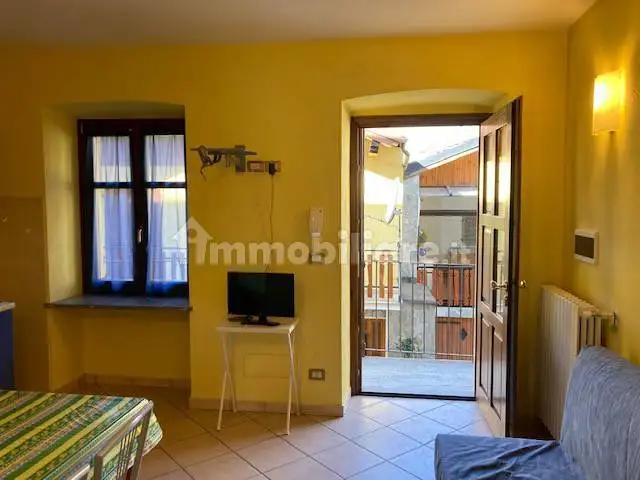Bilocale via Maestra 50, Centro, Bobbio Pellice - foto 4