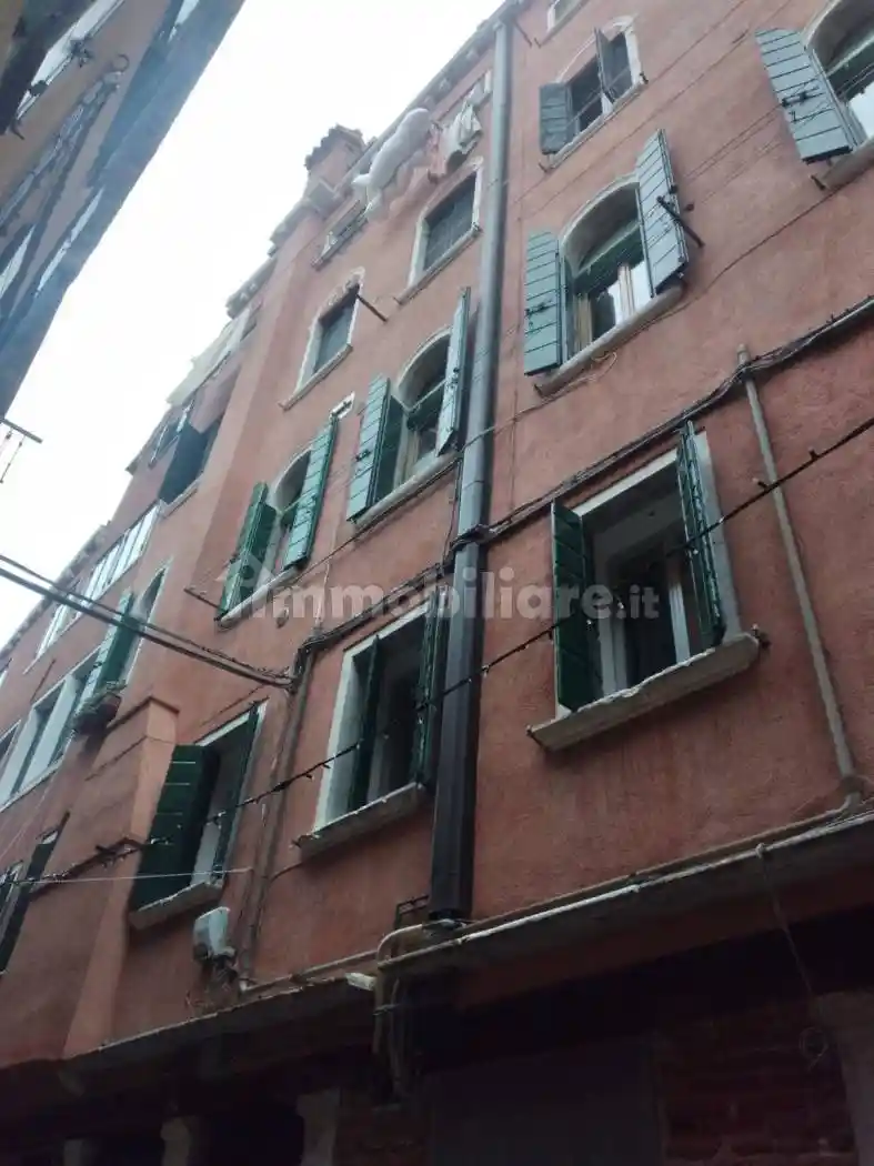 Appartamento in vendita a Venezia