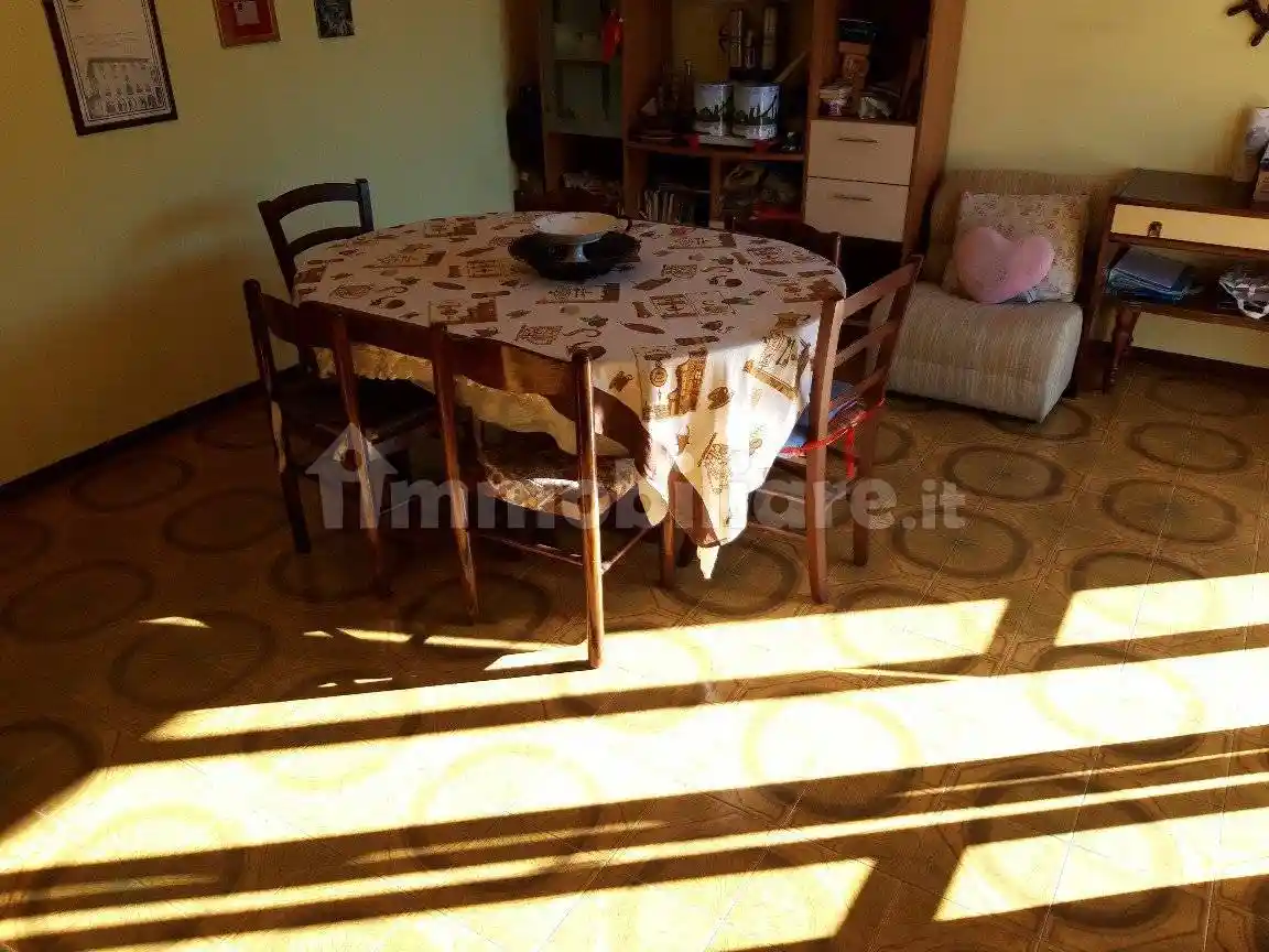 Appartamento in vendita a Uzzano