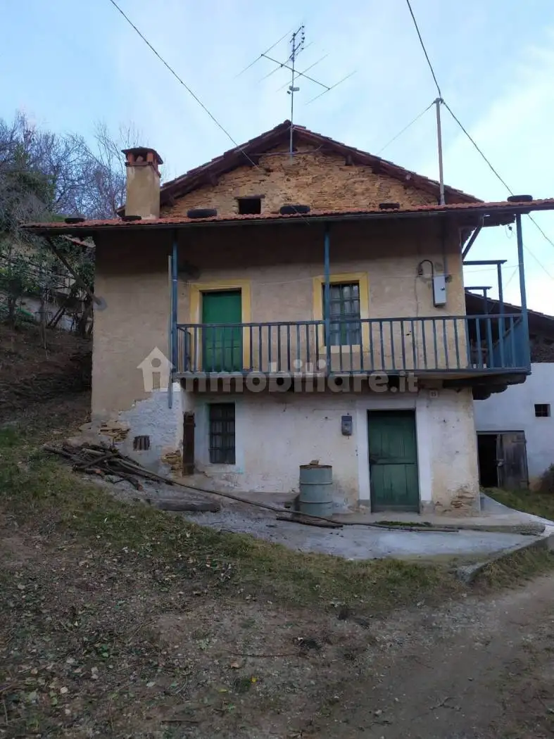 Casa indipendente in vendita a Rossana