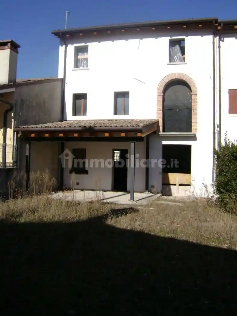 Rustico - Casale in vendita a Altivole