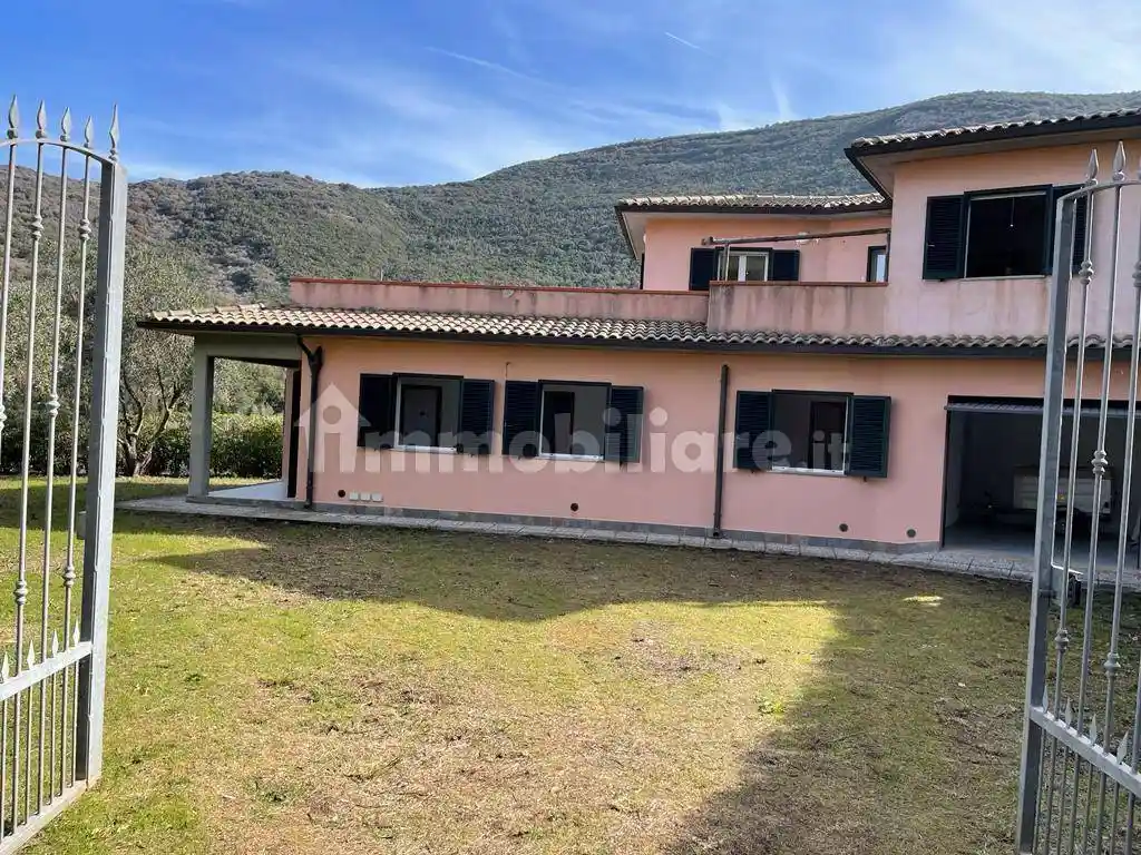 Appartamento in vendita a Rio