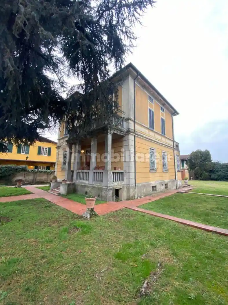 Villa in vendita a Robecco d'Oglio