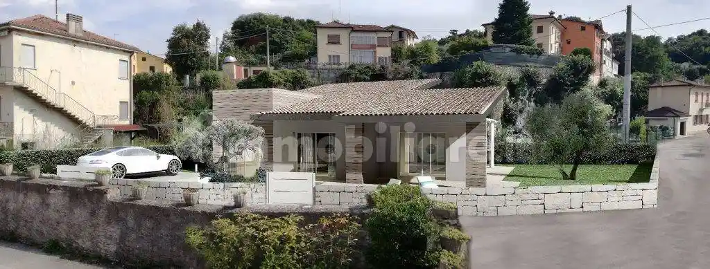 Villa in vendita a Longare