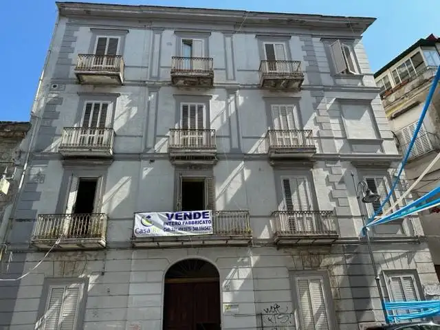Palazzo - Edificio in vendita a San Giorgio a Cremano