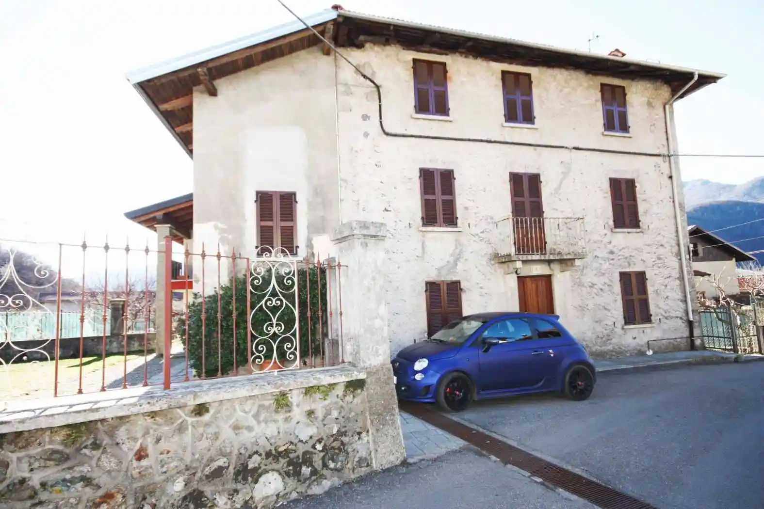 Casa indipendente in vendita a Varallo