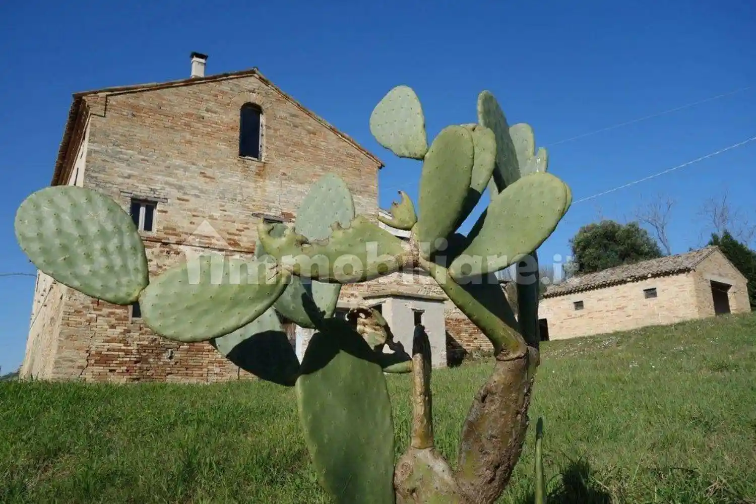 Rustico - Casale in vendita a Porto San Giorgio