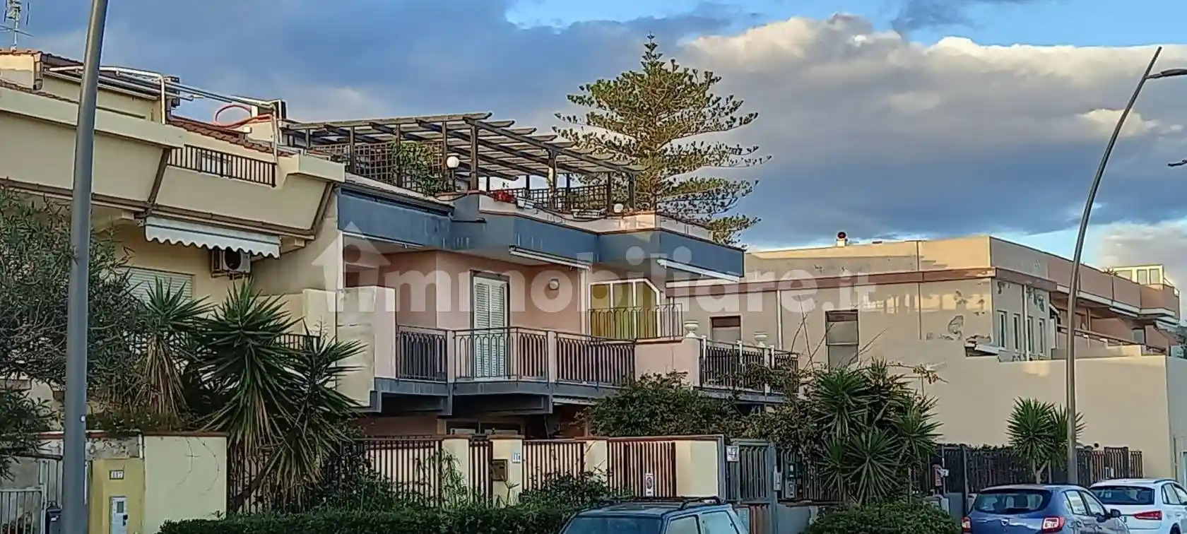 Appartamento in vendita a Roccalumera