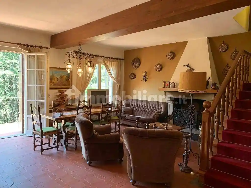 Villa in vendita a Pelago