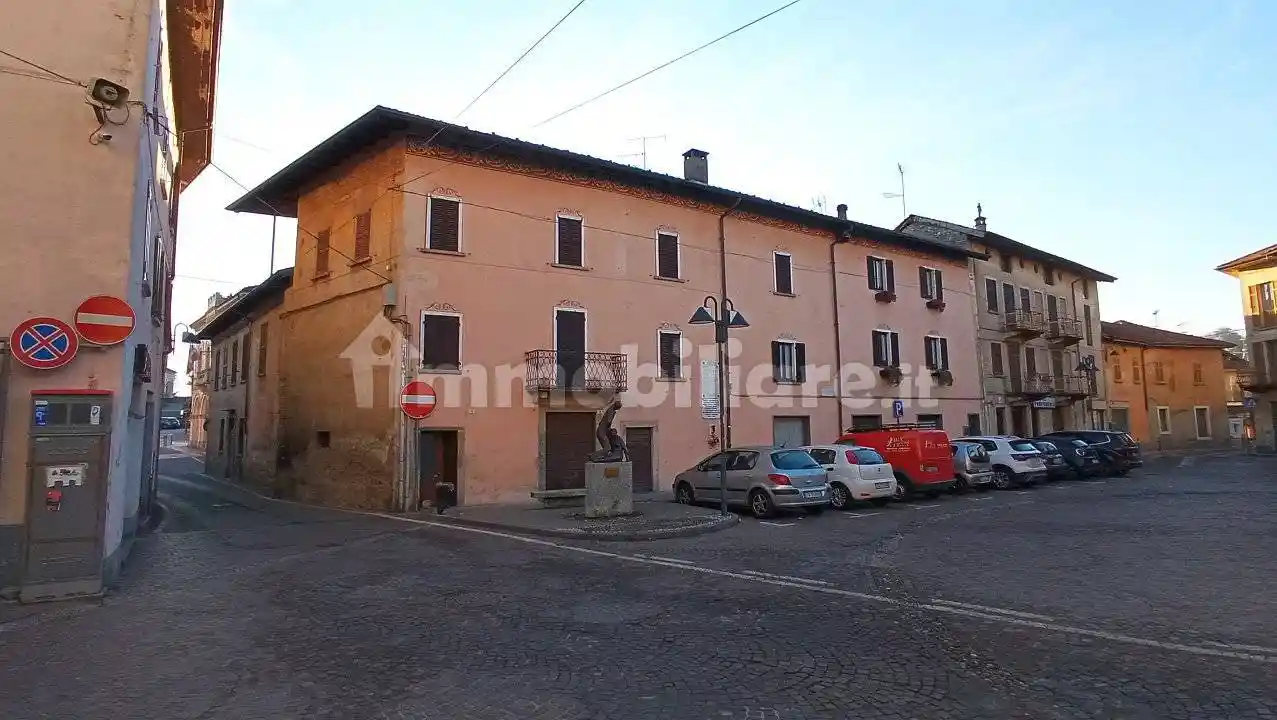 Casa indipendente in vendita a Invorio