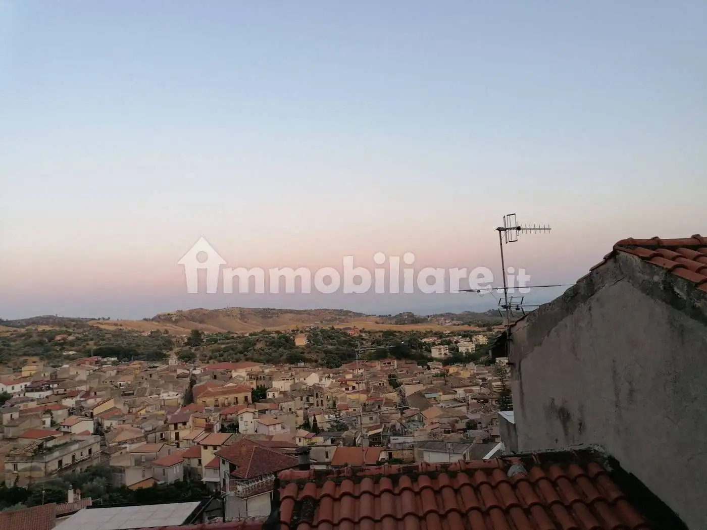Casa indipendente in vendita a Gioiosa Ionica