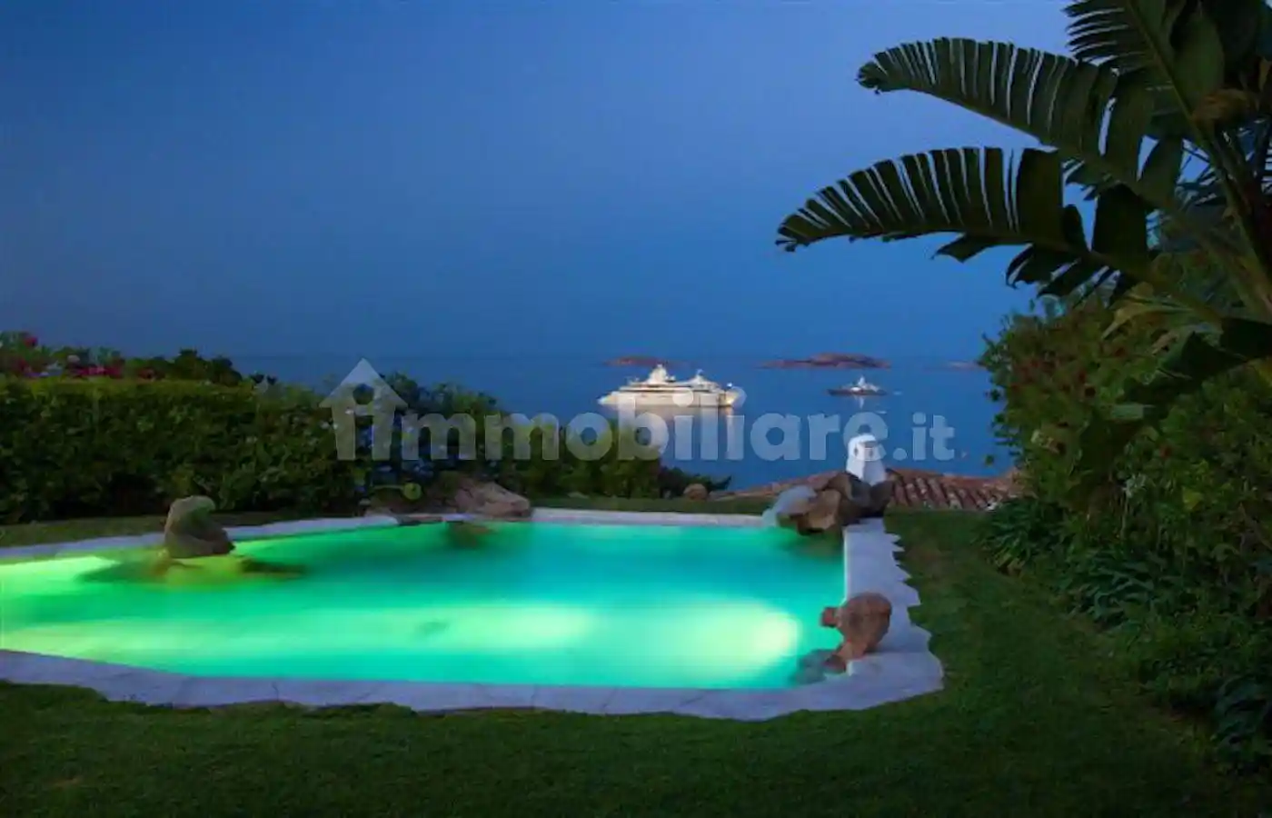 Villa in vendita a Arzachena