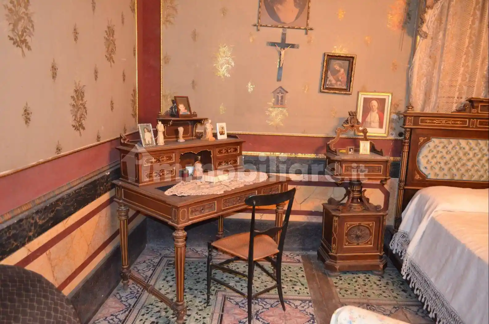 Palazzo - Edificio in vendita a Santo Stefano di Camastra