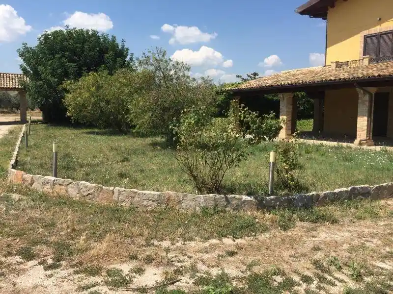 Villa unifamiliare, nuova, 350 m², Centro, San Salvo - foto 2