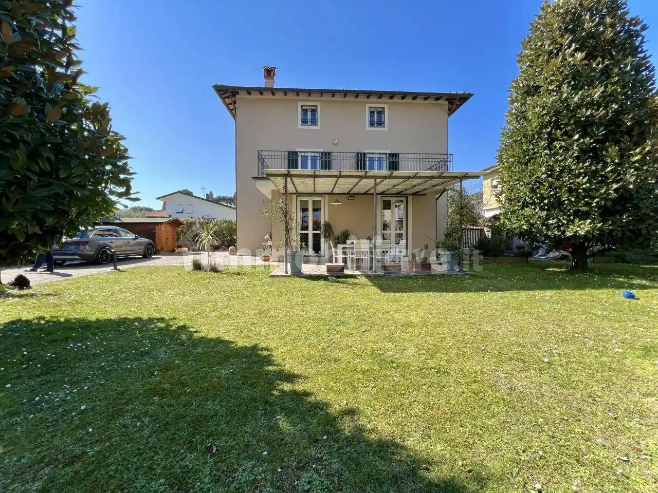 Appartamento in vendita a Camaiore