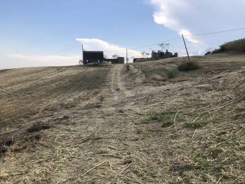 Rustico, da ristrutturare, 230 m², Cupello - foto 3