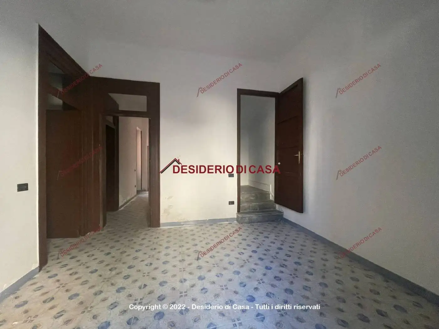 Palazzo - Edificio in Affitto - foto 3