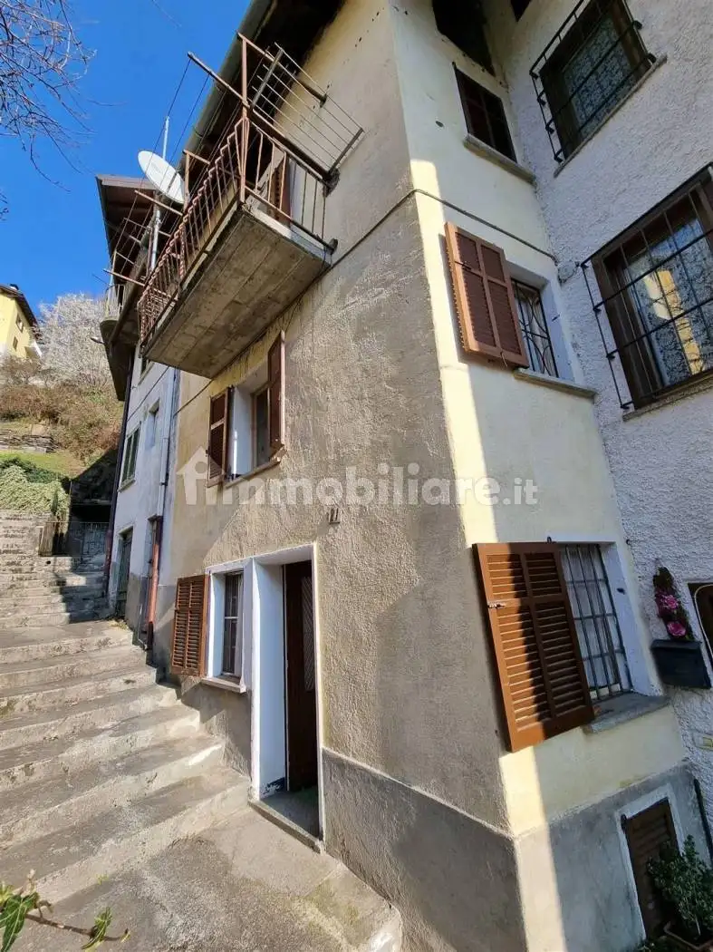 Casa indipendente in vendita a Valvarrone