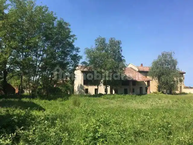 Rustico - Casale in vendita a Gambolò