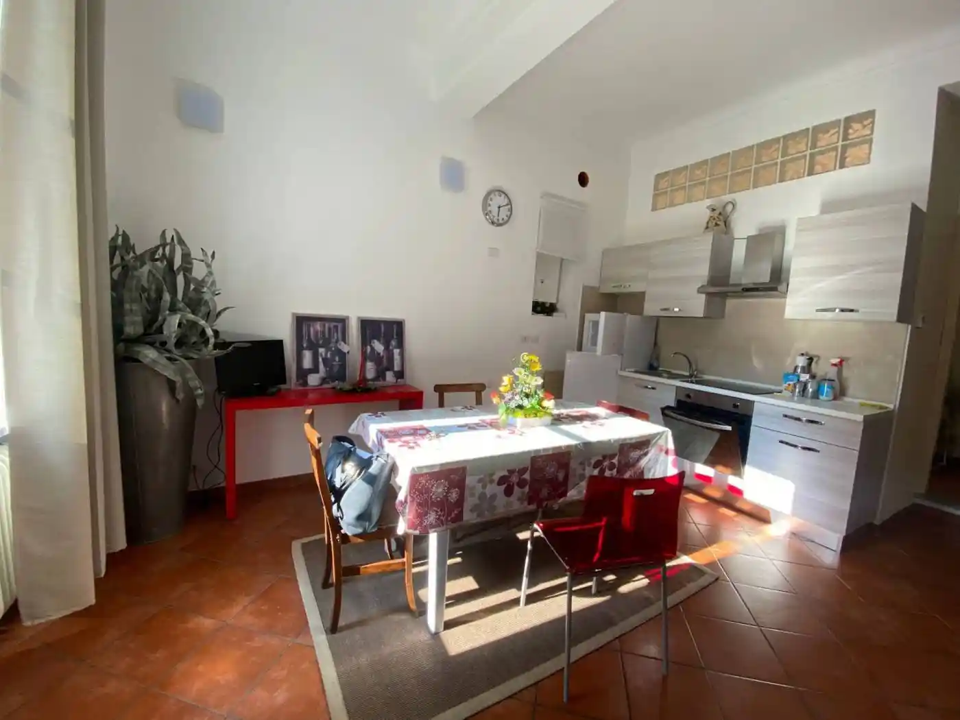 Monolocale piazza San Donato, Centro Storico, Pinerolo - foto 3