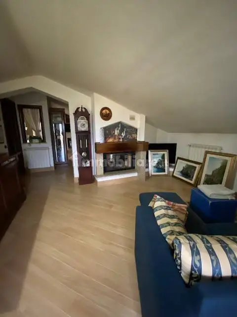 Mansarda via Fontana dei Banditi, Foresta Mazzarella, Cervaro - foto 3