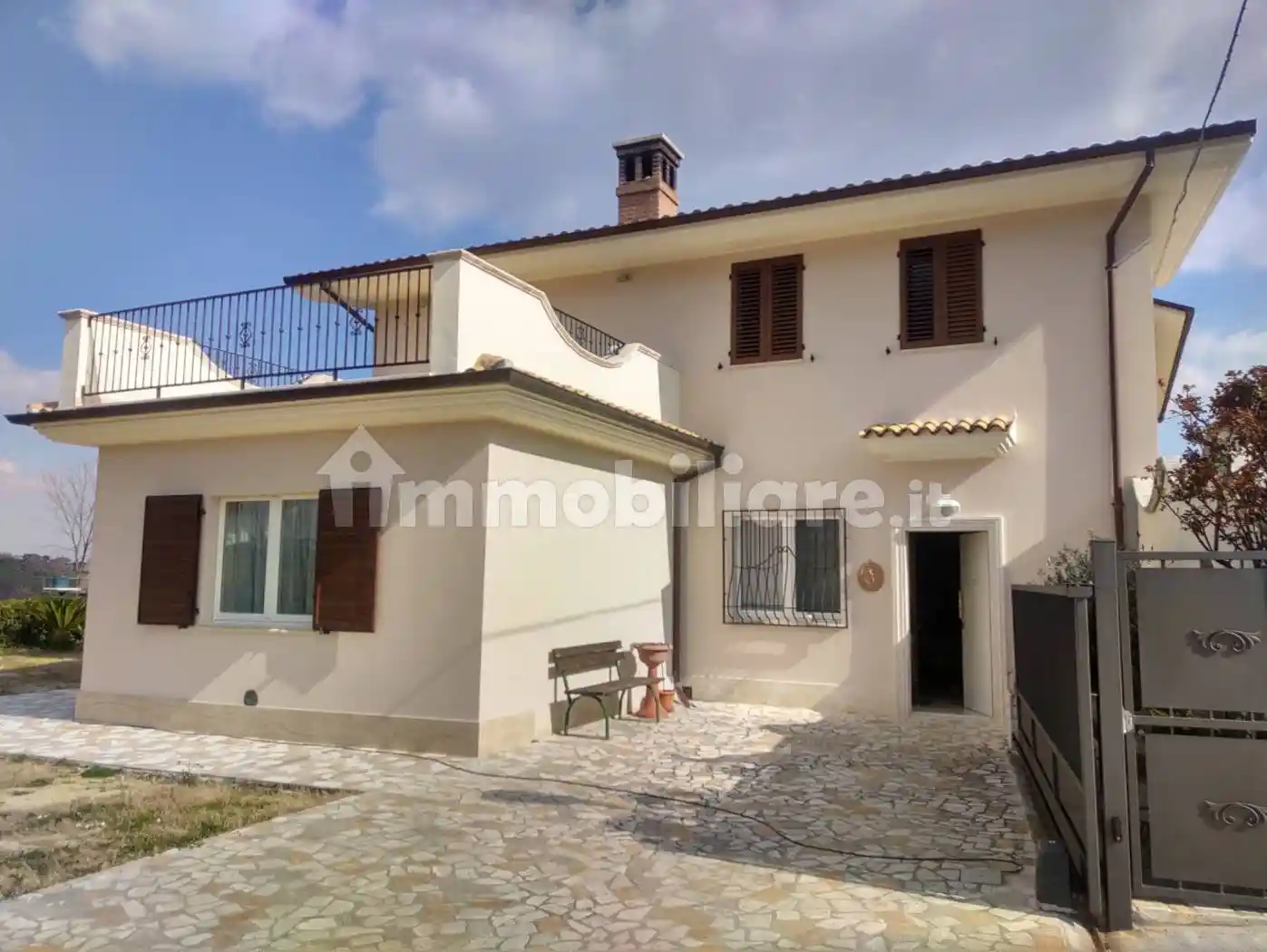Villa in vendita a Ascoli Piceno