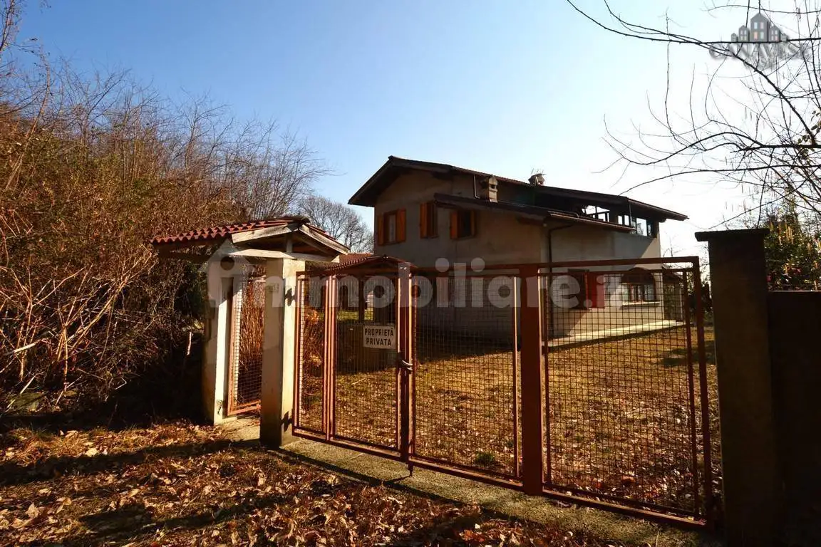 Terratetto unifamiliare strada della gatta 15, Val di Chy - foto 3