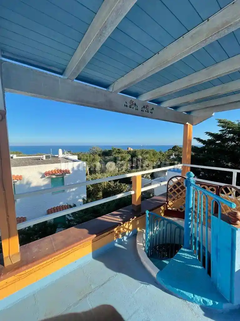 Palazzo - Edificio in vendita a Alessano