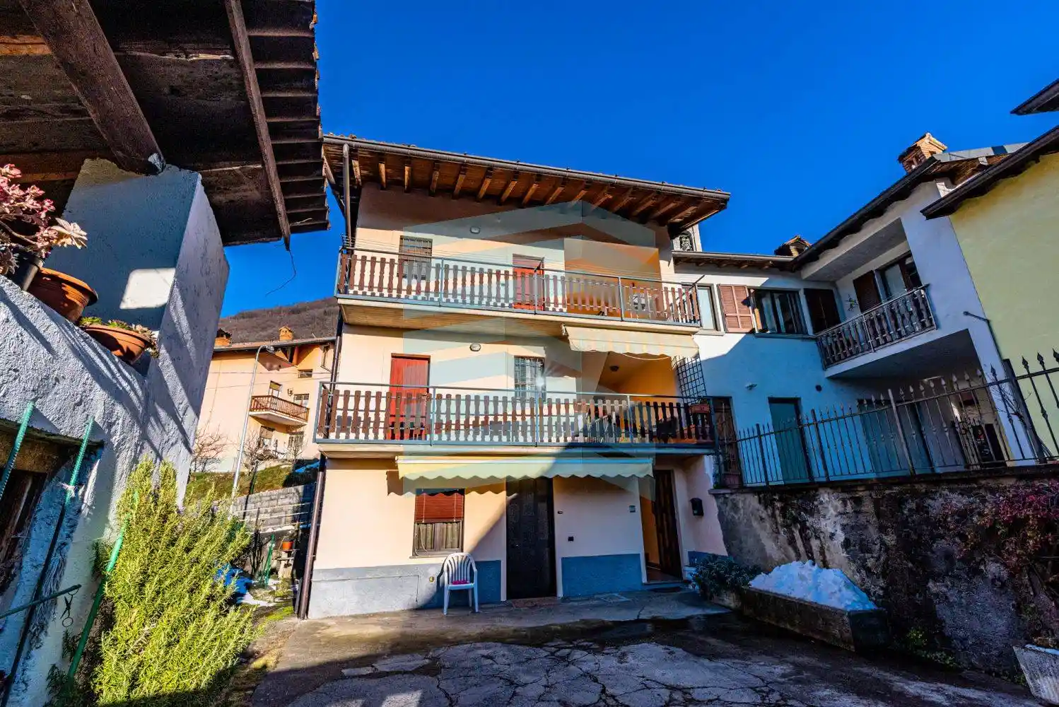 Casa indipendente in vendita a Albino