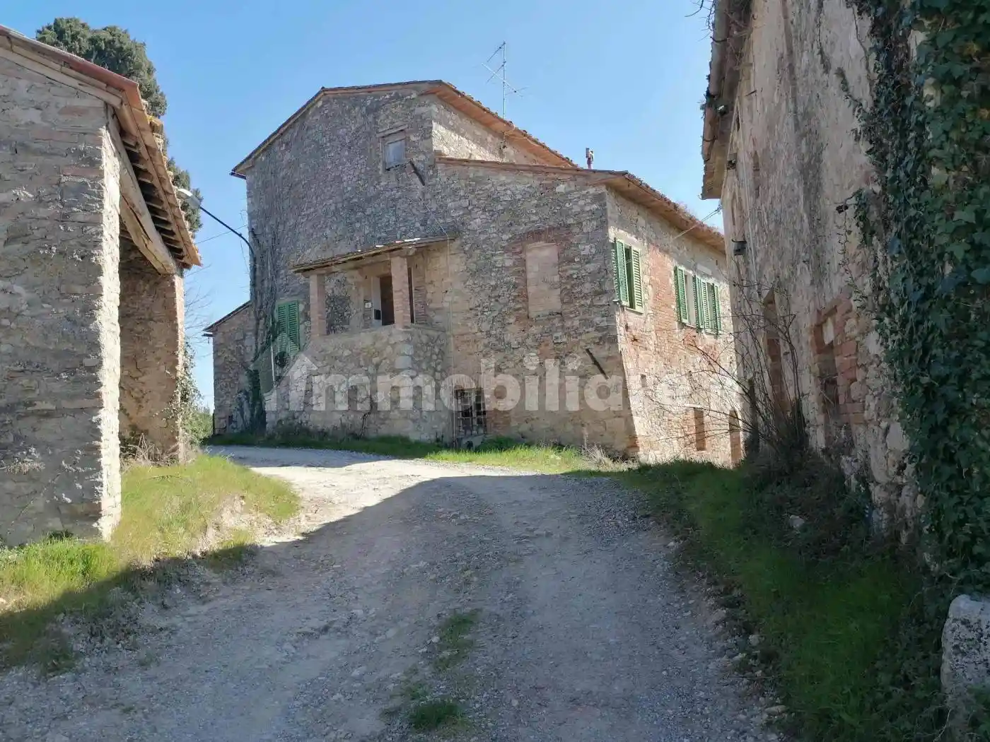 Rustico - Casale in vendita a Monteriggioni