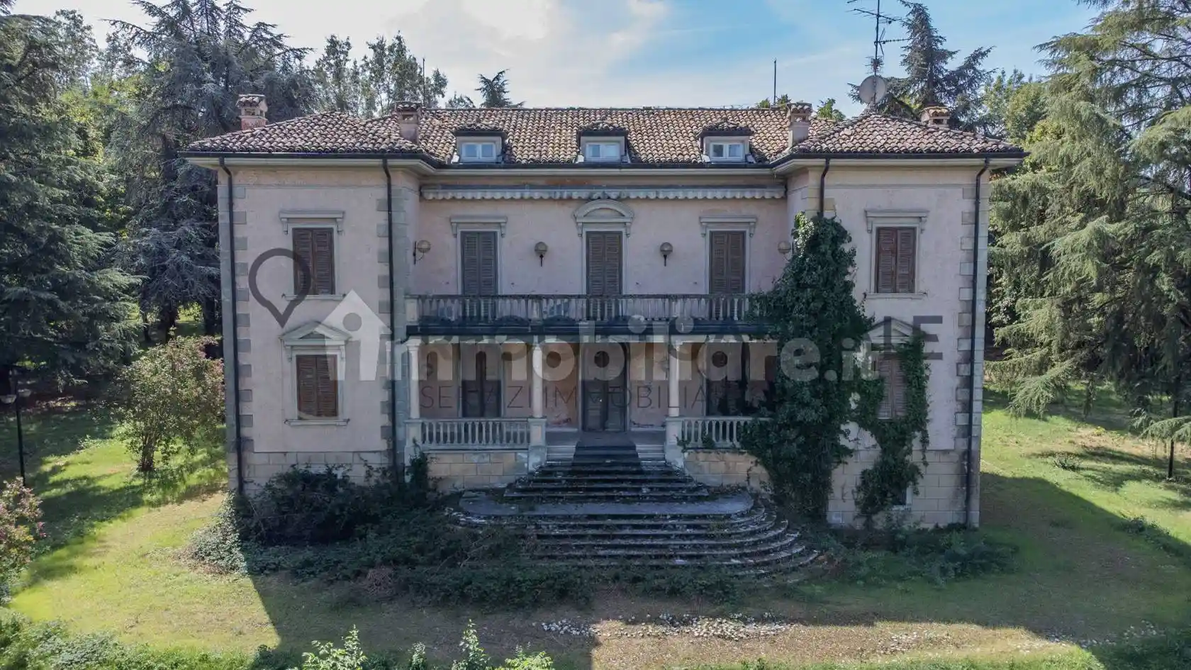 Villa in vendita a Albinea