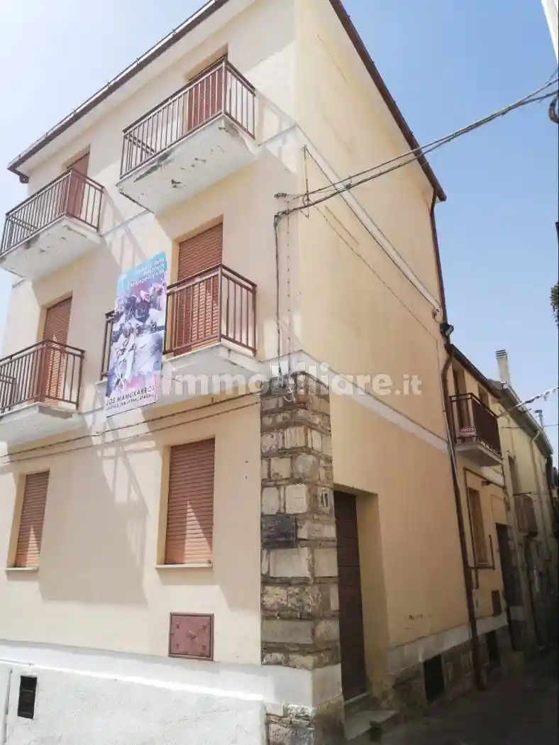 Casa indipendente in vendita a Tricarico
