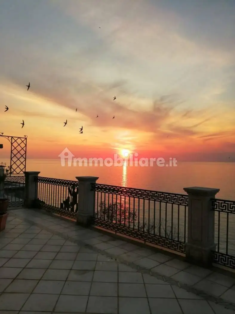 Appartamento in vendita a Pizzo