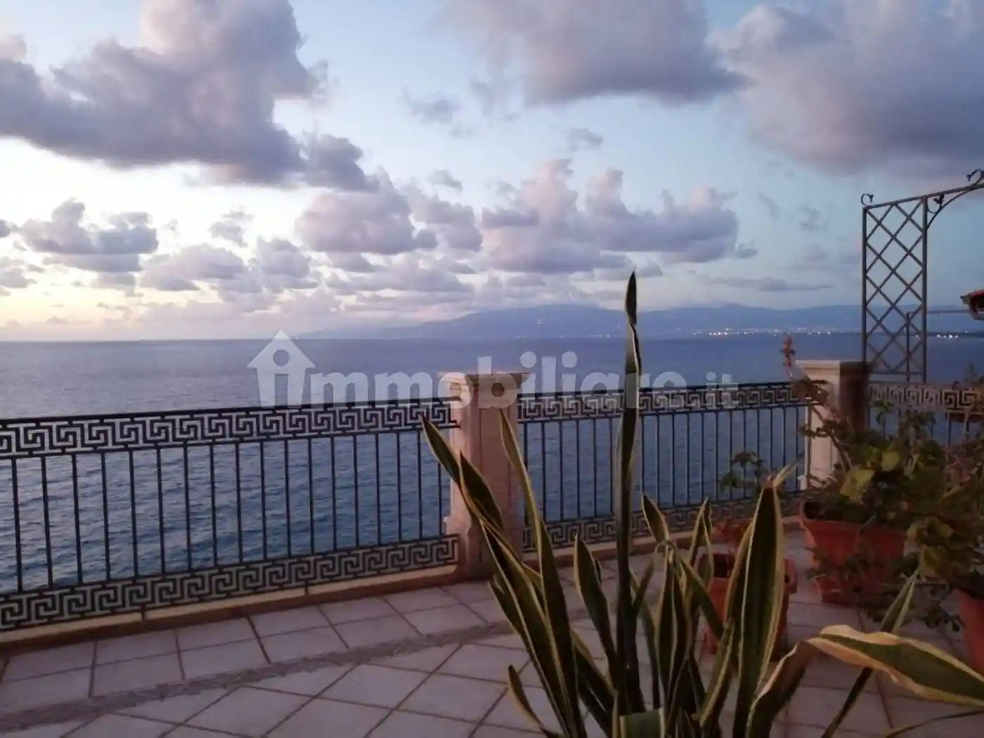 Appartamento ottimo stato, piano rialzato, Centro, Pizzo - foto 3