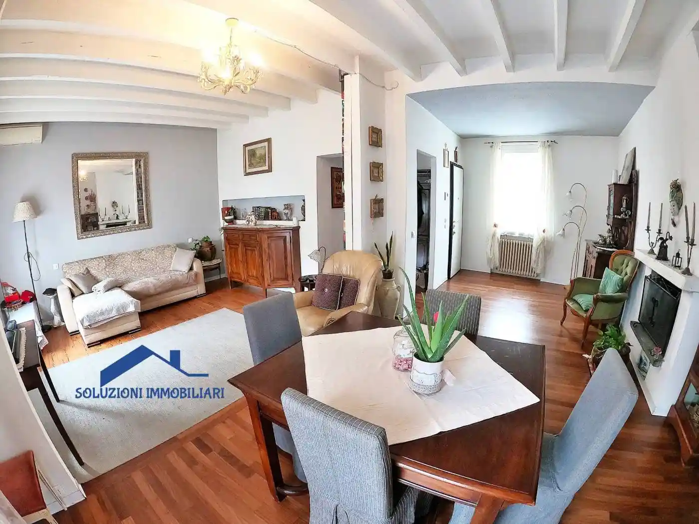 Villa in vendita a Fidenza