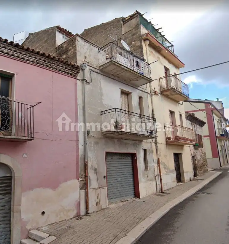 Casa indipendente in vendita a Palazzo San Gervasio