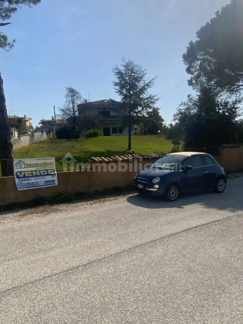 Villa in vendita a Sant'Omero