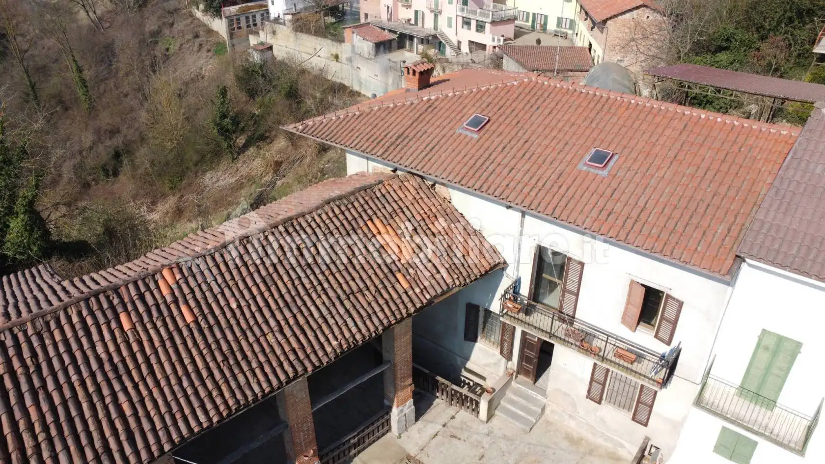 Rustico - Casale in vendita a Viale