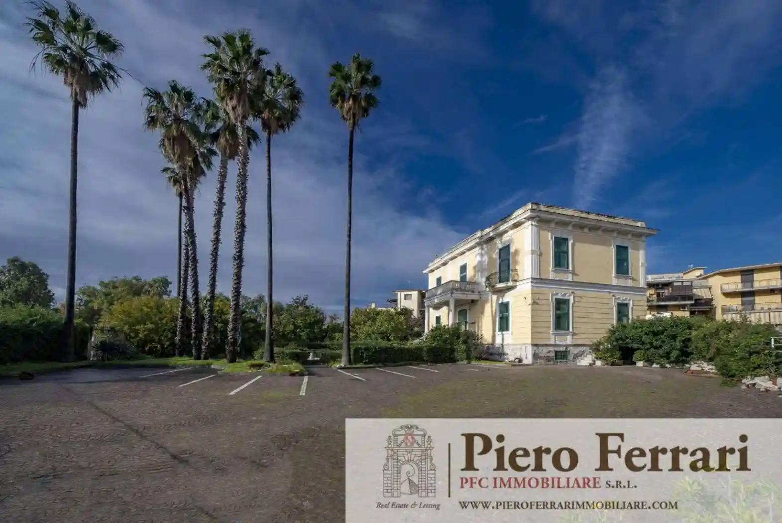 Palazzo - Edificio in Affitto - foto 2