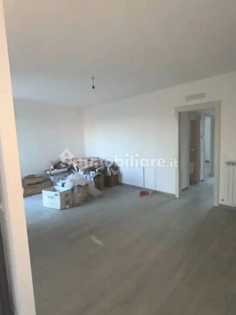 Trilocale piazza Camillo Benso di Cavour, Centro, Nereto - foto 4