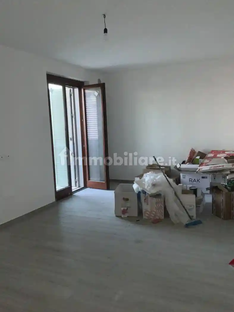 Trilocale piazza Camillo Benso di Cavour, Centro, Nereto - foto 5