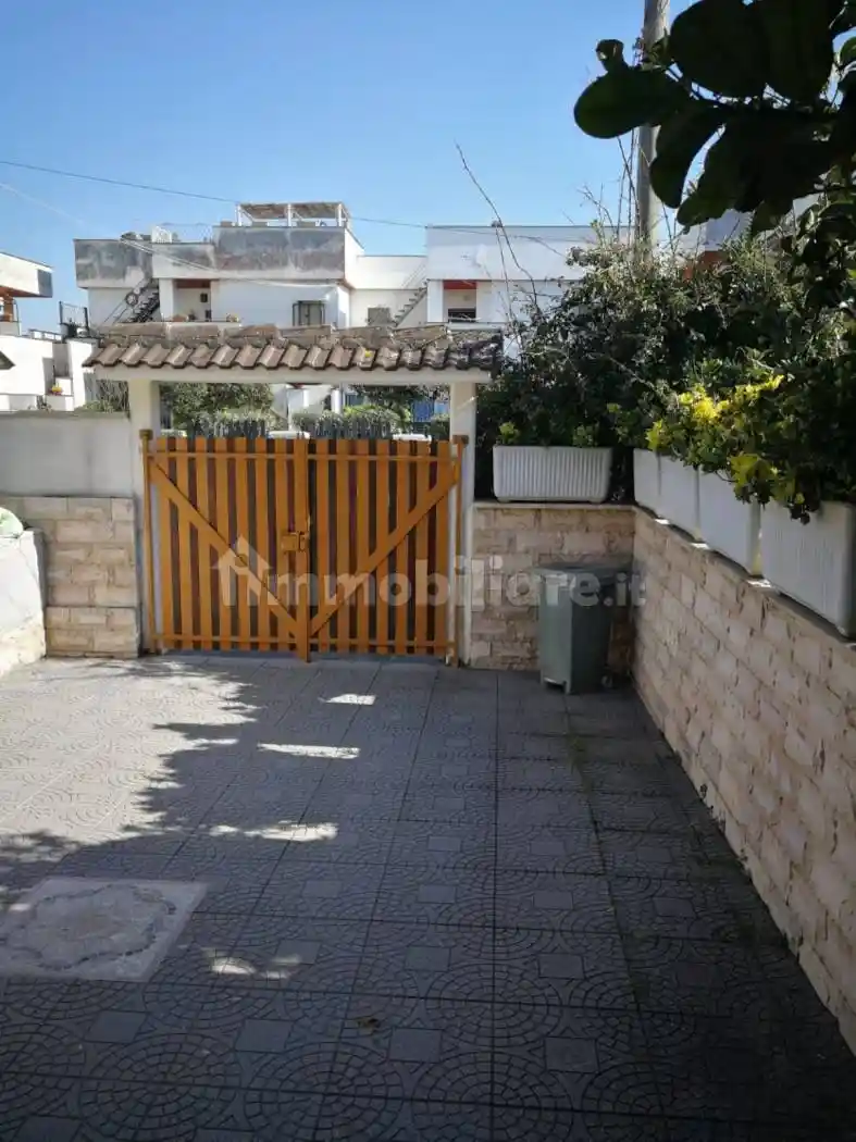 Appartamento in affitto a Ardea